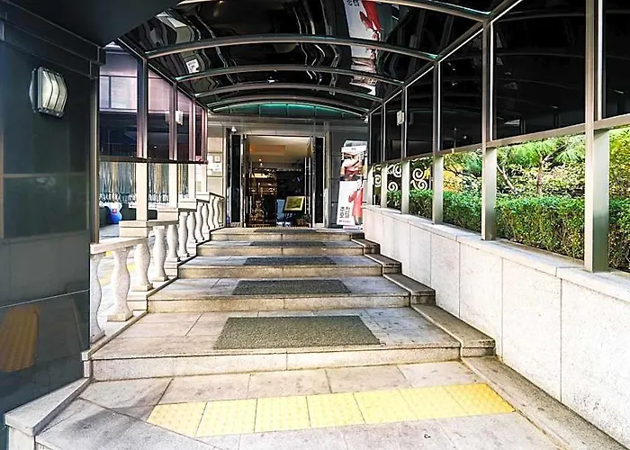 Hotel Shinchon La Nuit