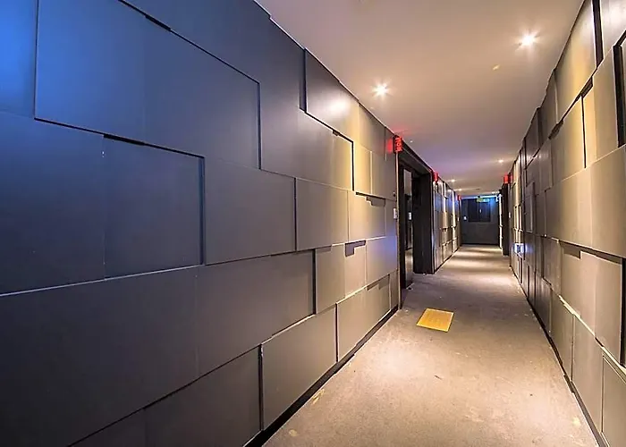Hotel Shinchon La Nuit