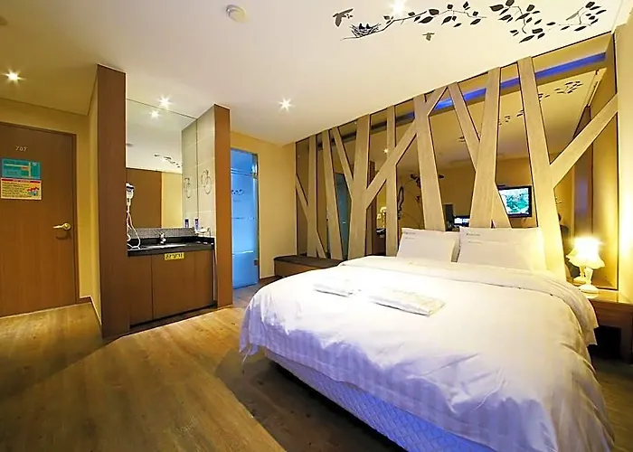 Shinchon La Nuit Hotel