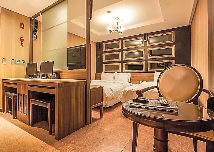 Shinchon La Nuit Hotel Seoul